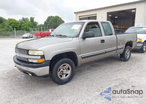 2000 Chevrolet Silverado 1500 z USA, uszkodzony, nr VIN 2GCEK19V6Y1387304